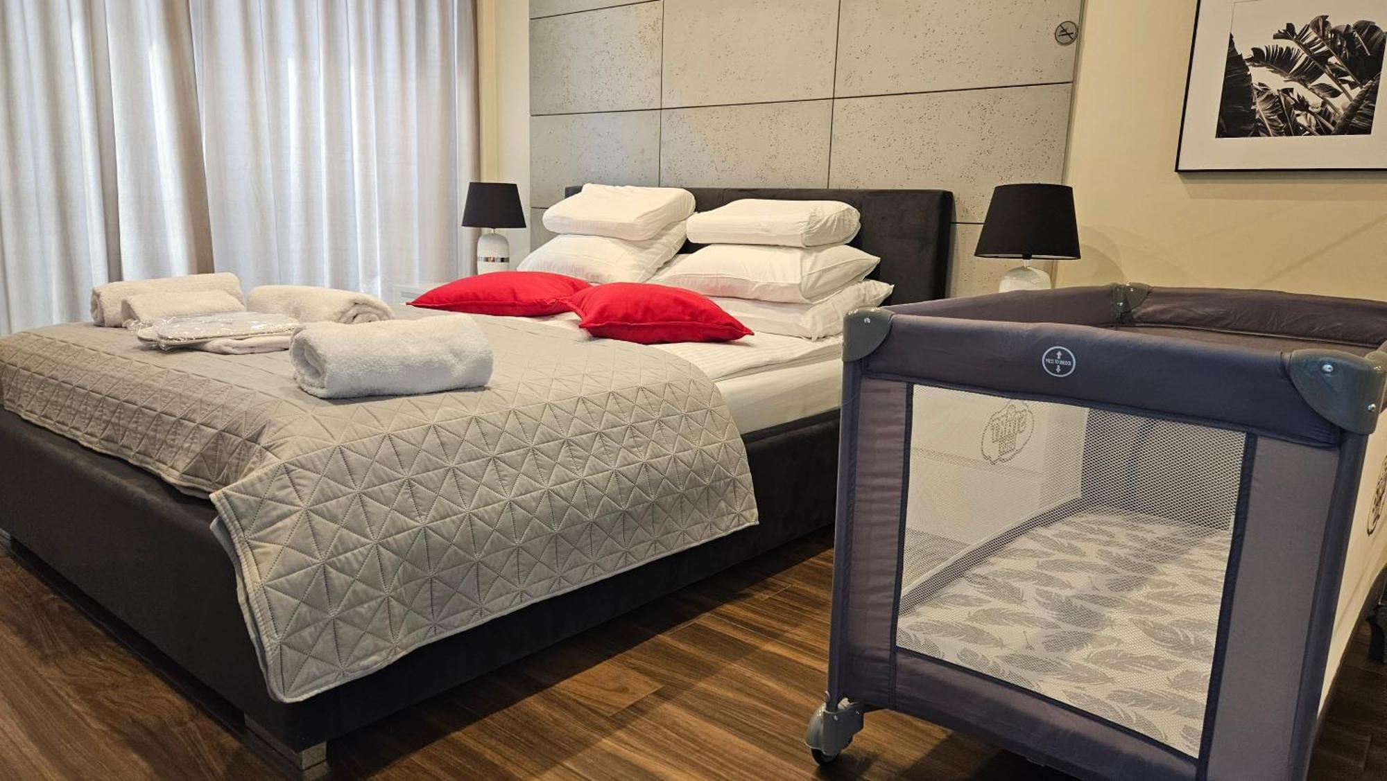 Your Apartment Unia Art Residence Lublin Extérieur photo